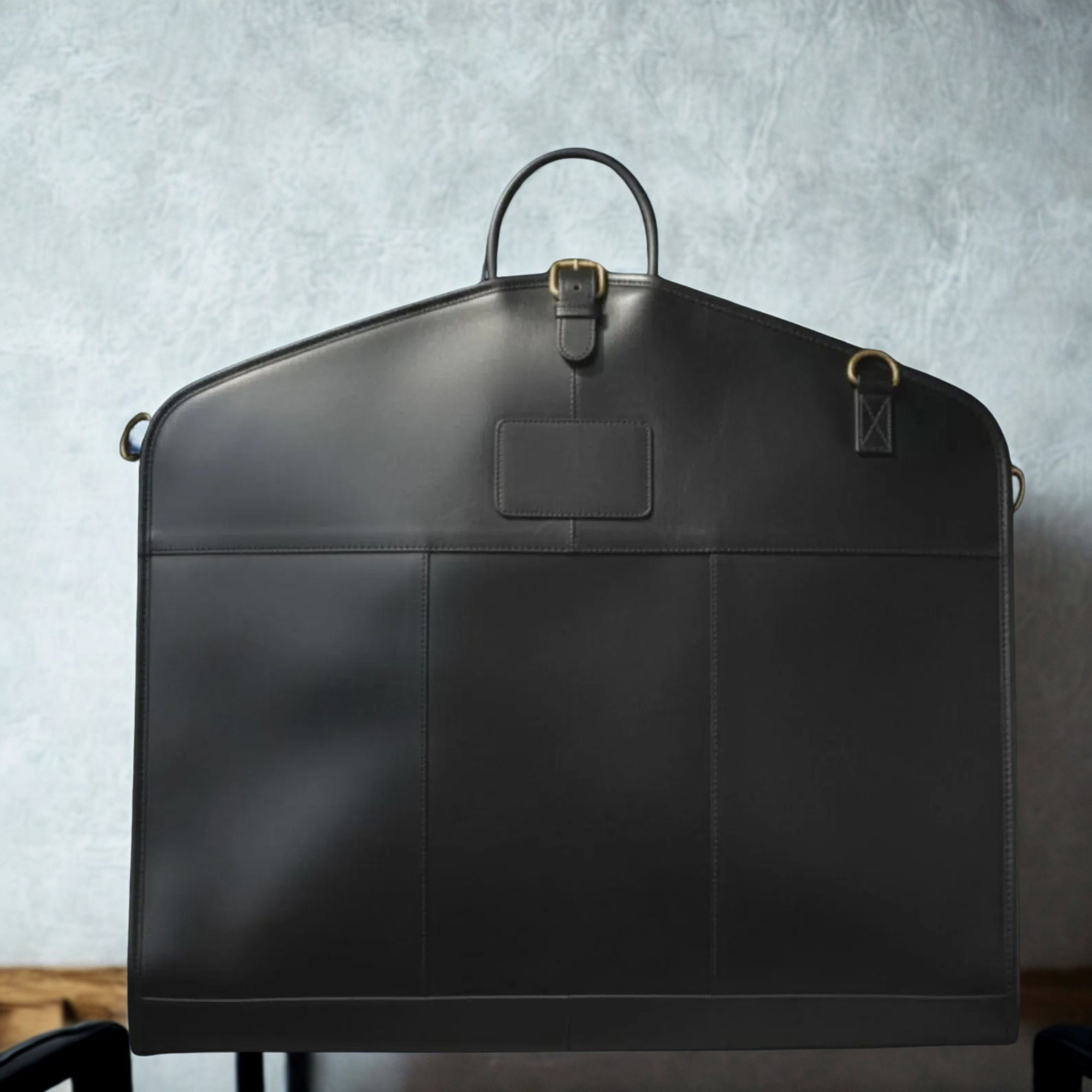 Genuine Leather Garment Bag - Luxury Suit Carrier for Travel | Treven Leather