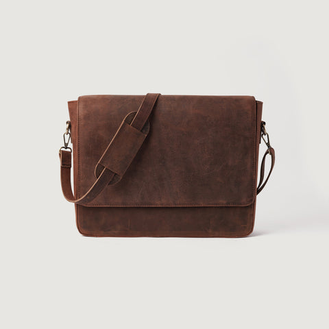 The Carismatico Vintage Distressed Brown Leather Messenger Bag