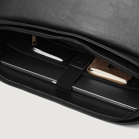 The Cristoph Black Leather Messenger Bag